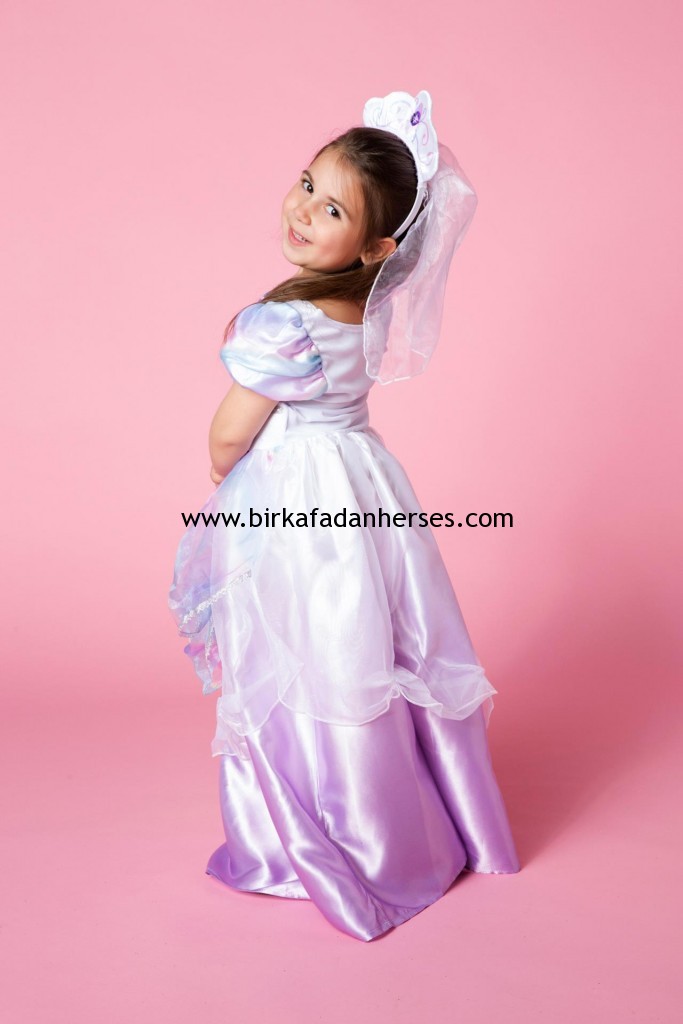 23 Nisan prenses elbisesi Kostümleri